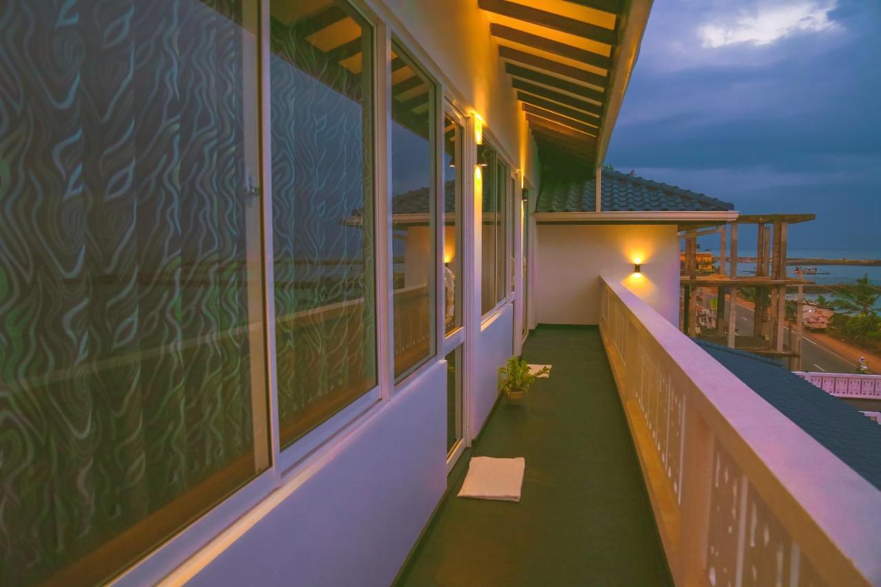 Hikka Ocean Resort Hikkaduwa Ngoại thất bức ảnh
