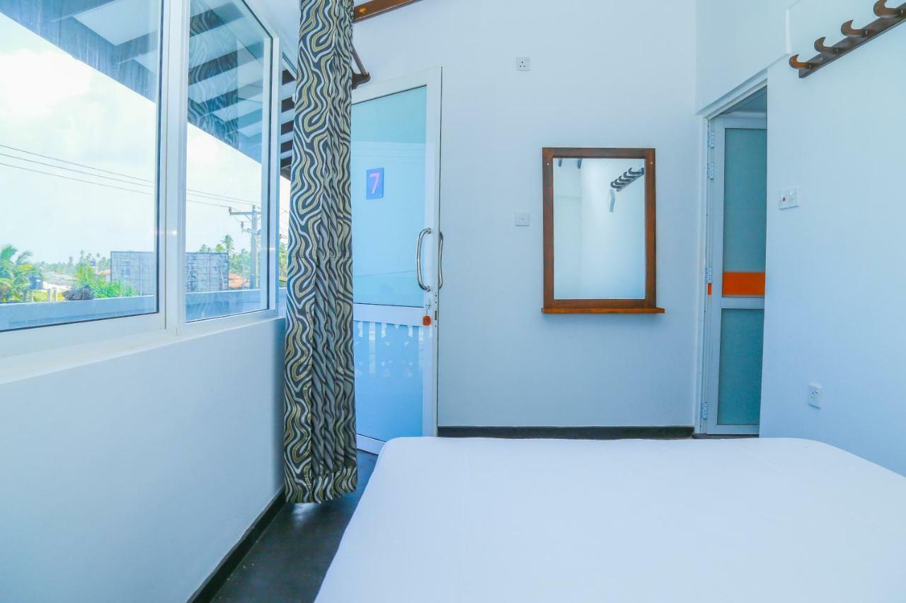 Hikka Ocean Resort Hikkaduwa Ngoại thất bức ảnh